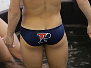 This is why I love speedo guys... they leave nothing to the imagination!!!