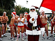 Does the Santa Speedo Run still exist?  Fun excuse to wear speedos in public.