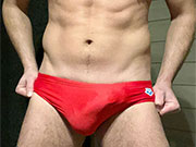 This speedo pic has inspired me to wear red speedos today.... 