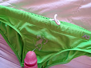 I just couldn't hold off this morning and these green speedos were the victim.