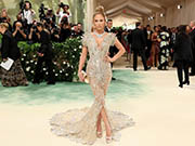 Jennifer Lopez - Met Gala Celebrating Sleeping Beauties Reawakening Fashion