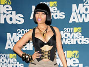 Nicki Minaj shows deep sexy cleavage at MTV Movie Awards